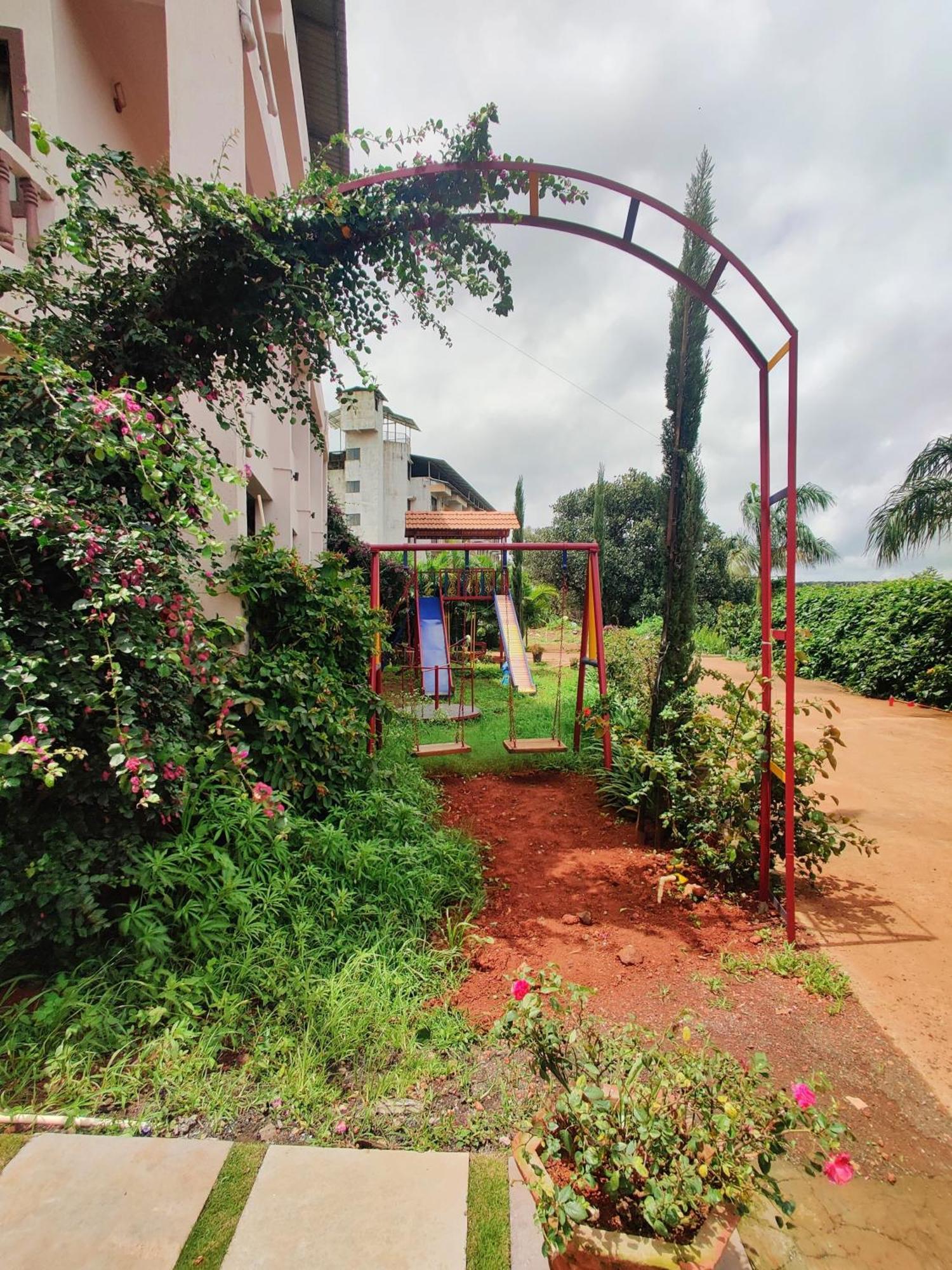 Quinte Hills Residency Villa Panchgani Exterior photo